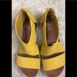 mia yellow sandals